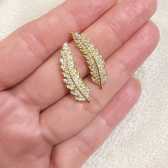 💎NEW💎 FEATHER EAR CLIMBER - Picture 8 of 8